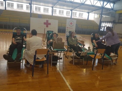 CK Posušje: Krv darovalo 28 srednjoškolaca!