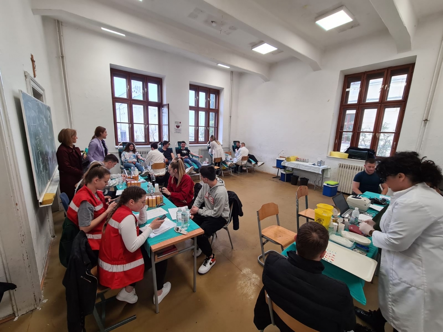 CK Široki Brijeg: 31 doza u akciji za učenike Gimnazije fra Dominika Mandića